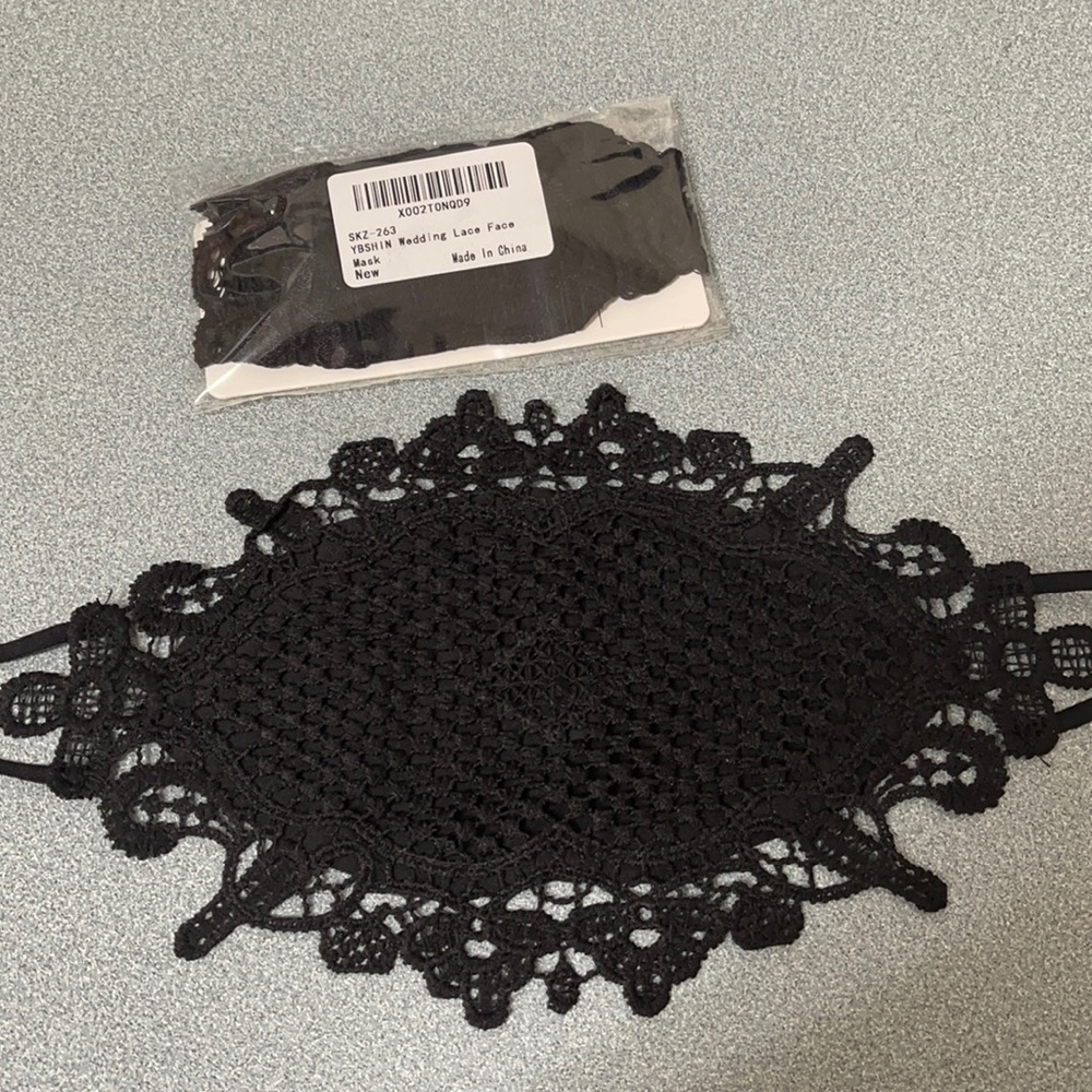 Lace Face Masks (2)